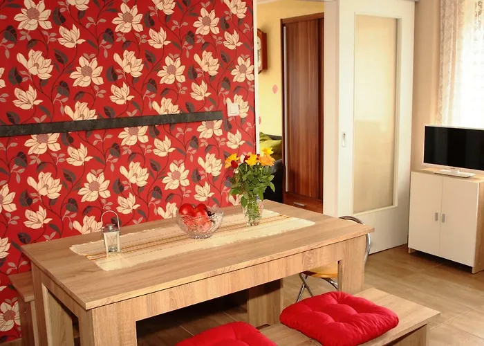 Grossmann Διαμέρισμα *